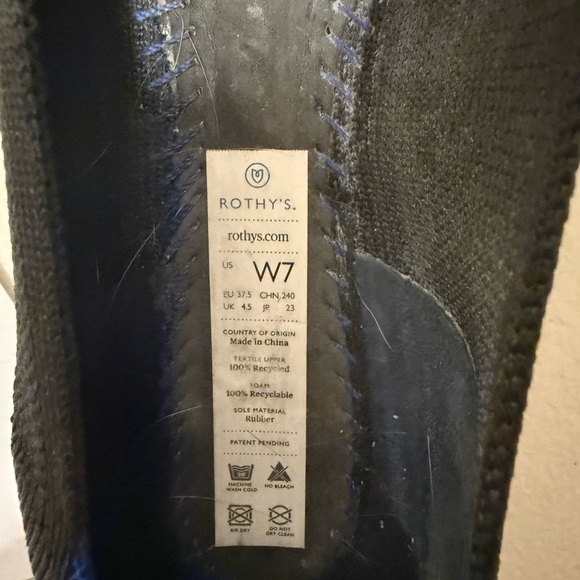 Rothy’s The Point Black Licorice with Gold Toe Size 7 - Picture 8 of 8